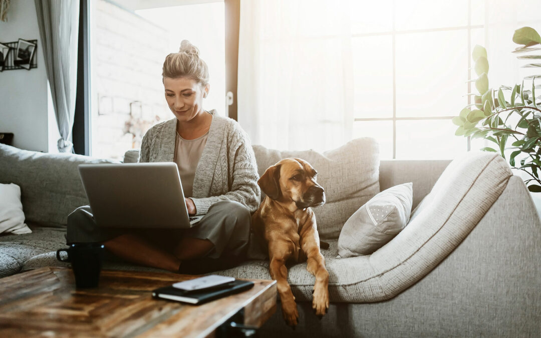 4 Easy ways to stay active while working from home